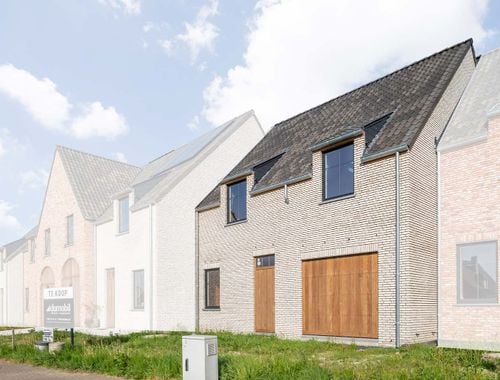                                         Woning te koop in Meulebeke, € 400.500
