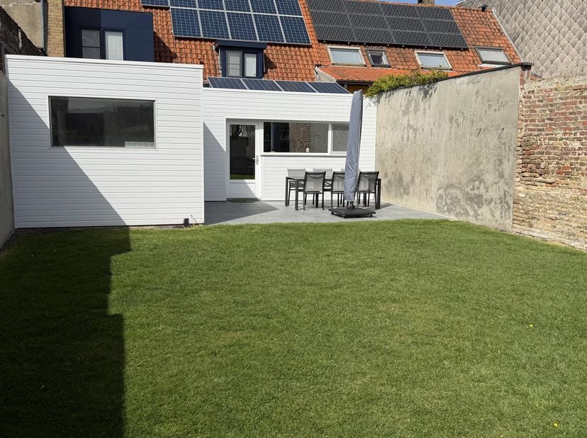 Spacieuse maison familiale de 3 chambres et 2 salles de bain avec jardin exposé plein sud<br />
<br />
Vous recherchez une maison spacieuse, prête à e