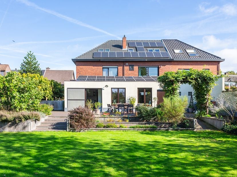 Huis te koop in Den Brem 25,
                    2610 Wilrijk