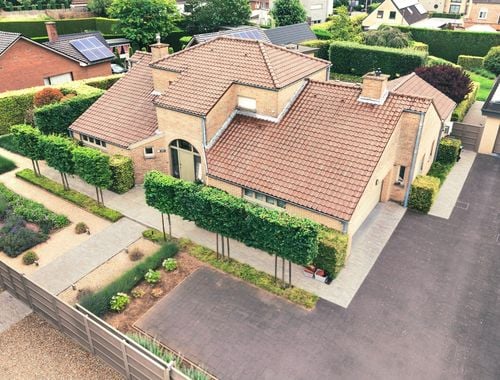                                         Villa te koop in Neeroeteren, € 849.500
