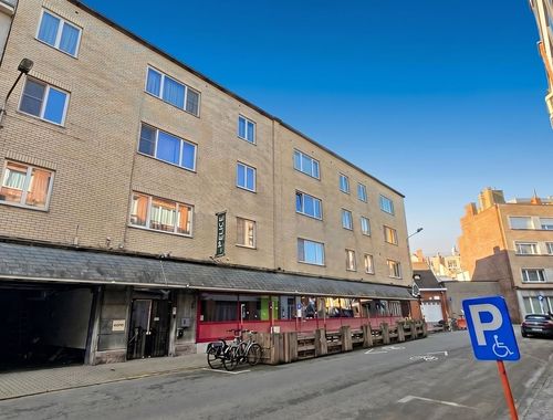                                         Appartement te huur in Kortrijk, € 690
