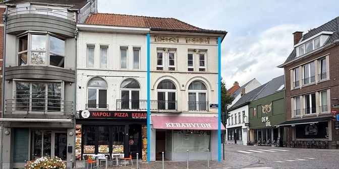 Bedrijfsvastgoed te koop in Markt 21, 8700 Tielt