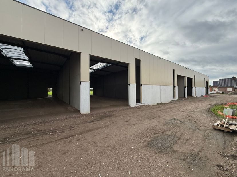 Bedrijfsvastgoed te koop in Doornzeelsestraat 80,
                    9940 Evergem
