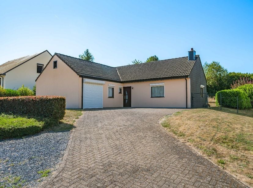 Huis te koop in Champ des Ronces 10,
                    6747 Meix-le-Tige