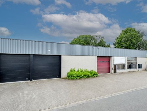                                         Bedrijfsgebouw te koop in Zandhoven, € 1.450.000
