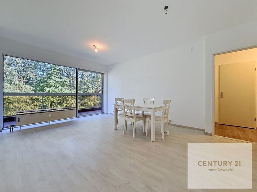 Appartement te koop in Chaussée de Mons 31 bus 28,
                    1400 Nivelles