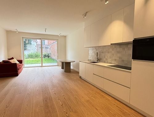                                         Appartement à louer à Antwerpen, € 1.195

