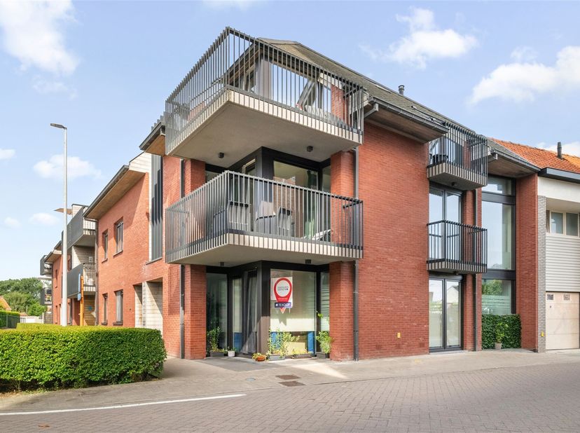Appartement te koop in Hofstraat 2 bus 00.02,
                    8020 Ruddervoorde