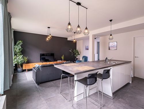                                         Appartement te huur in Antwerpen, € 1.200
