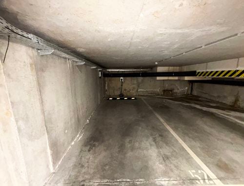                                         Kelder garage te huur in Oudergem, € 110
