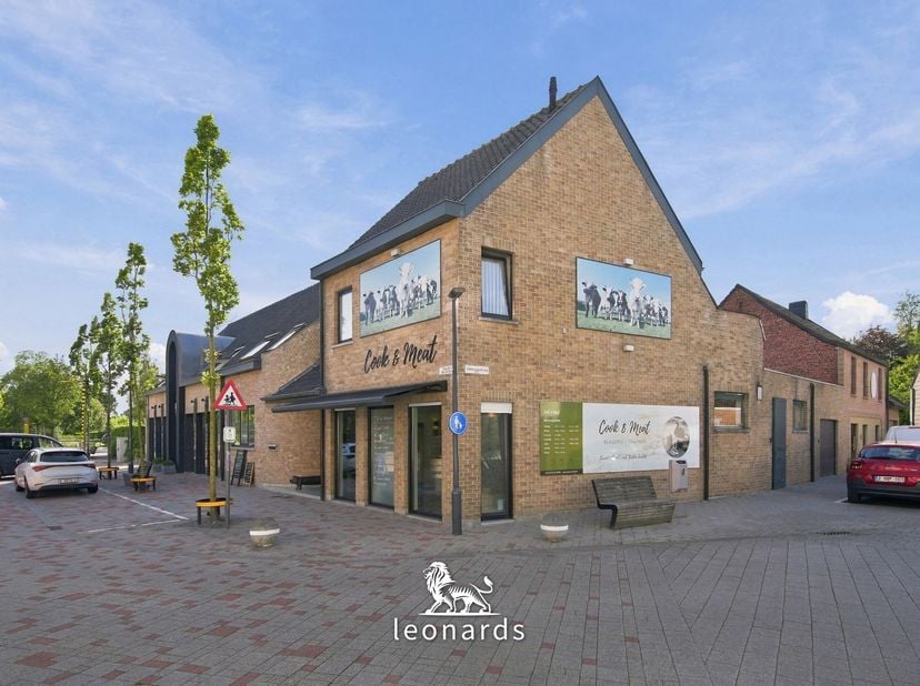 Huis te koop in Kapel ter Rustestraat 2,
                    8540 Deerlijk