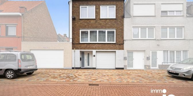 Huis te koop in August Vermeylenstraat 54, 8400 Oostende