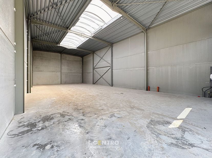Bien professionnel à vendre
                    à 9900 Eeklo
