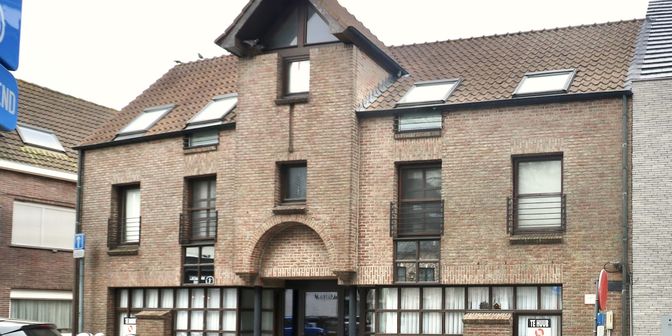 Bedrijfsvastgoed te huur in Kerkplein 12B, 9900 Eeklo