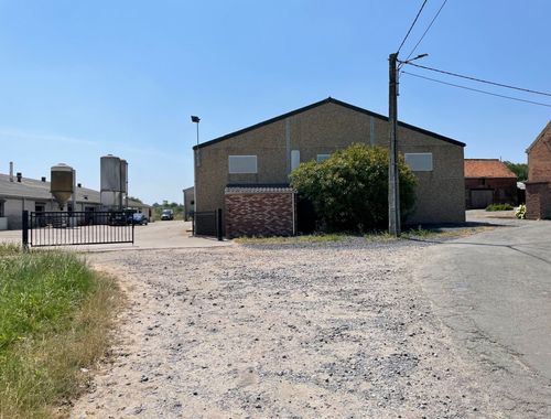                                         Bedrijfsgebouw te huur in Chaussée-Notre-Dame-Louvignies, € 1.250
