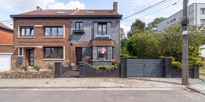 Huis te koop in Rue Alfred Tenret 44, 6030 Marchienne-au-Pont