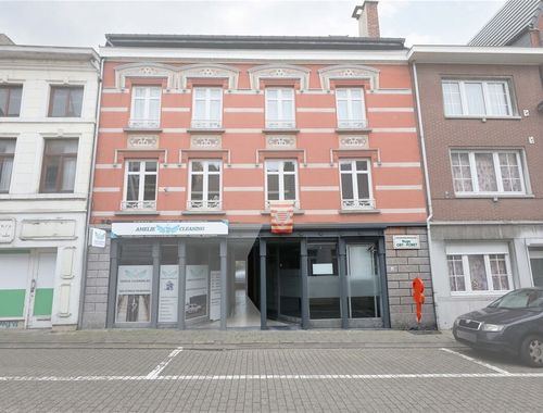                                         Bureaux à vendre à Borgloon, € 130.000
