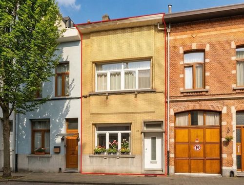                                         Maison unifamiliale à vendre à Antwerpen, € 290.000
