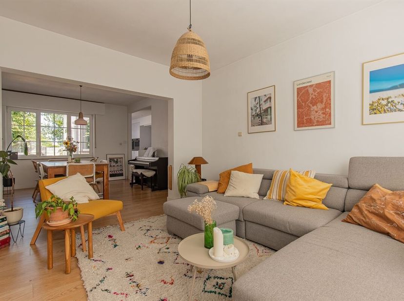 Neen, dit is geen AI, maar gewoon een pracht van een woning die met liefde is ingericht! In één van de meest begeerde straatjes van Londerzeel én dat
