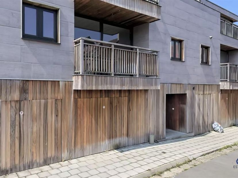Appartement à louer
                    à 9300 Aalst