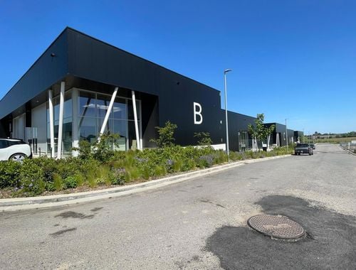                                         Entrepôt à vendre à Lillois-Witterzée, € 399.500

