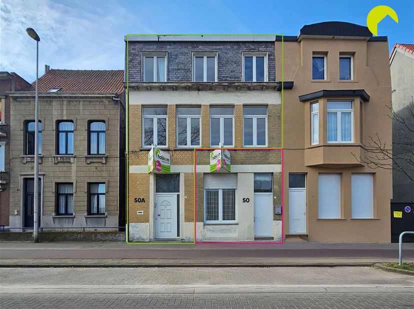 Maison résidentielle à rénover près du centre de Hoboken.<br />
Cette possible maison mitoyenne est très bien située, à seulement 5 minutes à pied du