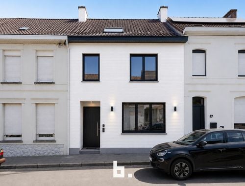                                         Woning te koop in Aalbeke, € 275.000
