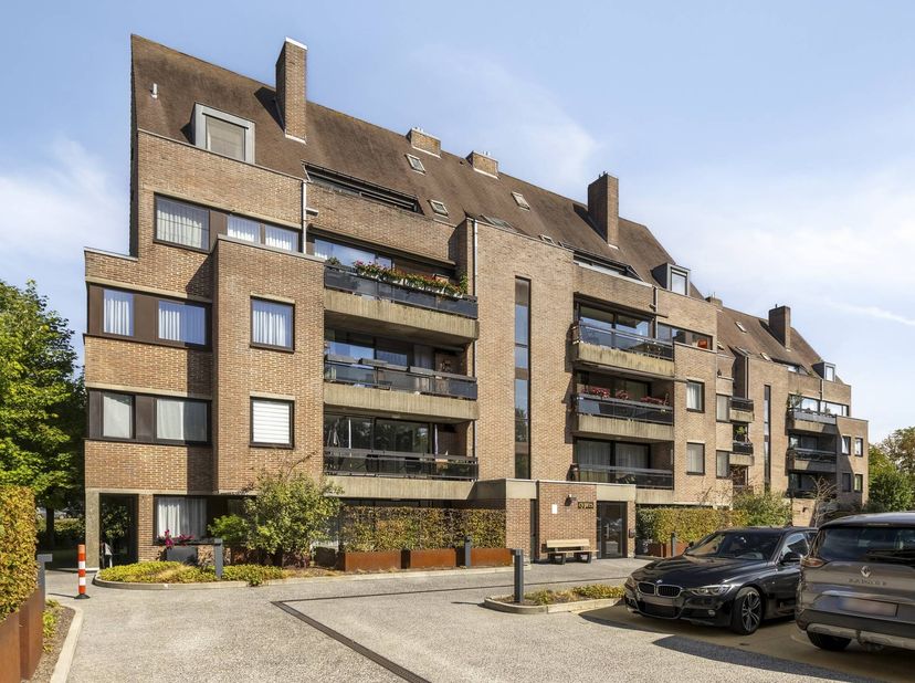 Appartement te koop in Bevrijdingslaan 8 bus 0402,
                    8000 Brugge
