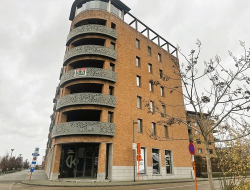                                         Burelencomplex te huur in Guigoven, € 395
