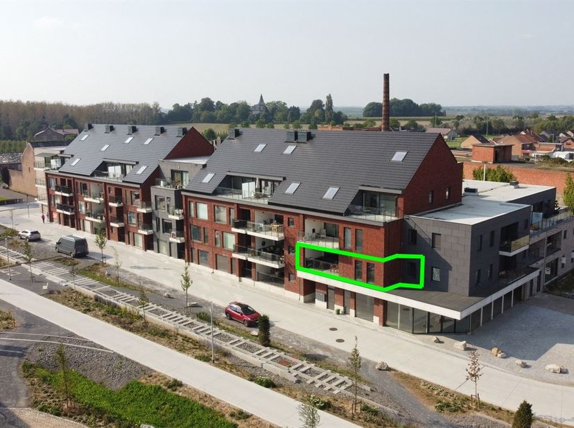 Recent appartement met 2 slaapkamers, ruim overdekt terras en <br />
een ondergrondse autostaanplaats<br />
<br />
Dit moderne appartement is geleg
