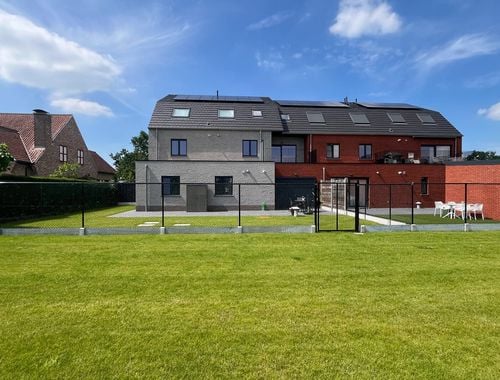                                         Appartement te huur in Wetteren, € 950

