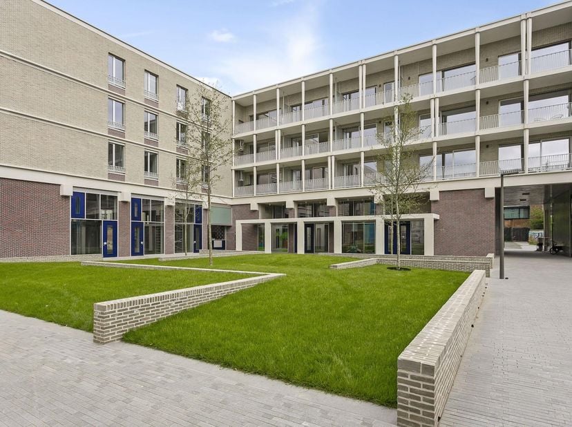 Bien professionnel à vendre
                    à 2000 Antwerpen