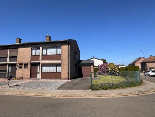                                         Maison à vendre à Heusden, € 229.000
