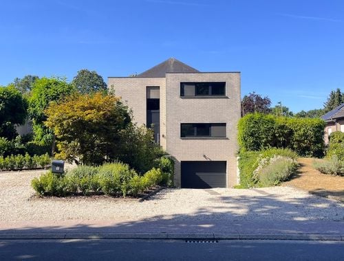                                         Woning te huur in As, € 1.375
