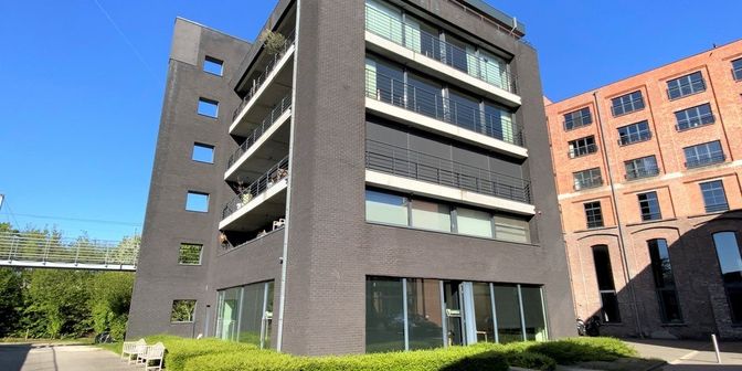 Bedrijfsvastgoed te huur in Dendermondsesteenweg 48 - c, 9000 Gent