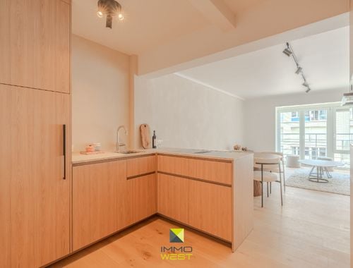                                         Appartement te koop in Sint-Idesbald, € 399.000
