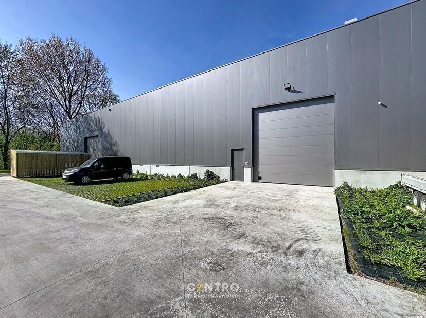 Bien professionnel à vendre
                    à 8000 Brugge