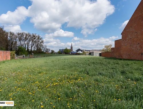                                         Bouwgrond te koop in Mopertingen, € 129.000
