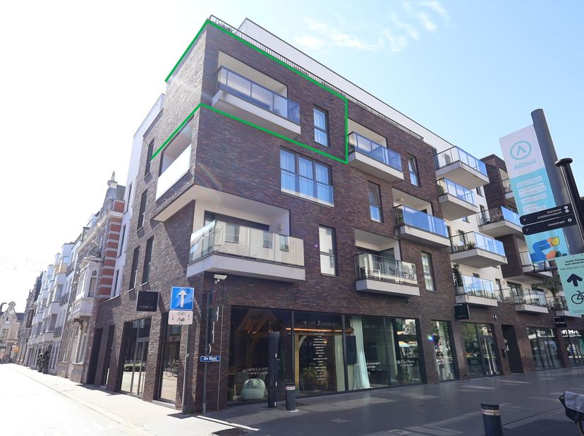 Appartement te huur in Henri Horriestraat 15 bus 32,
                    8800 Roeselare