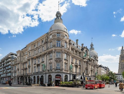                                        Bureaux à vendre à Antwerpen, € 2.750.000
