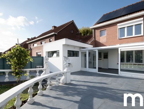                                         Maison à vendre à Wevelgem, € 325.000
