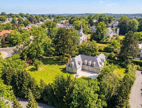                                         Woning te koop in Sint-Genesius-Rode, € 2.500.000
