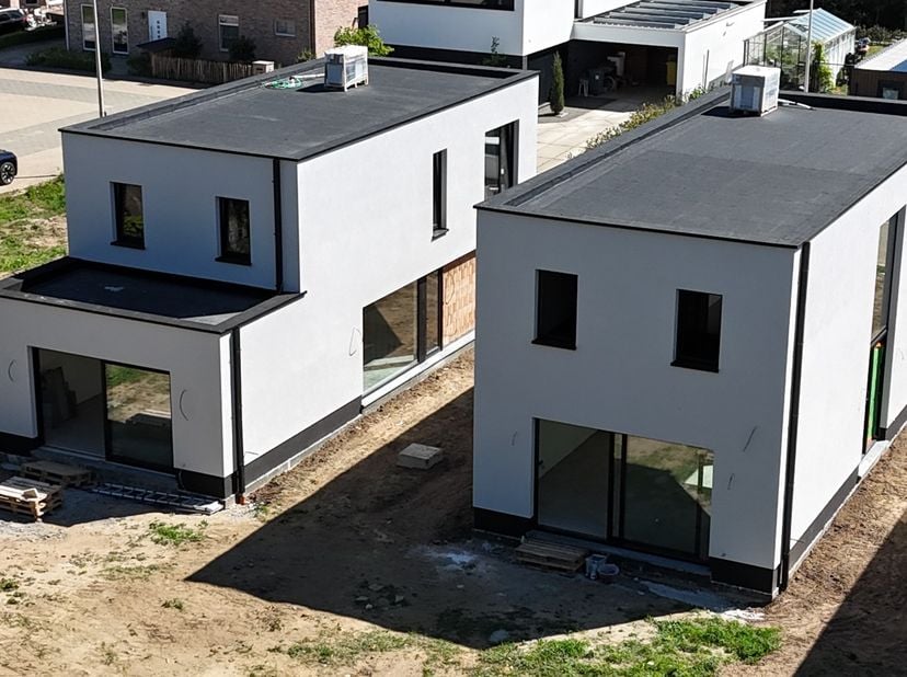 Project Hazelaar - 60% verkocht - open bebouwing, 2 wooneenheden.<br />
<br />
Spreekt modern, hedendaags en duurzaam wonen in een rustige omgeving u
