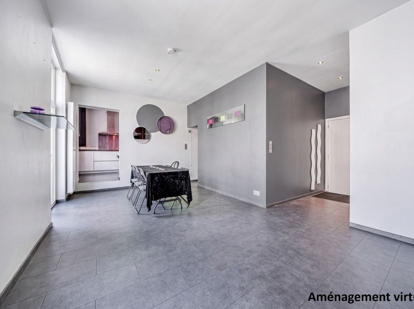 Appartement à vendre à Rue de l'Université 26 boîte 24,
                    4000 Liège