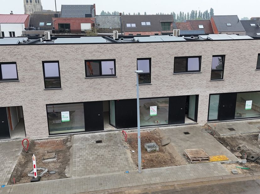Huis te huur in Eekhoute 127,
                    8972 Proven