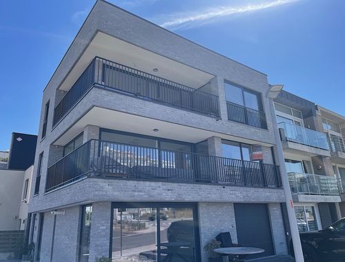                                         Appartement te huur in Wenduine, € 1.100
