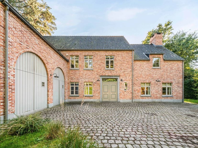Huis te koop in Bosschaert de Bouwellei 2,
                    2900 Schoten