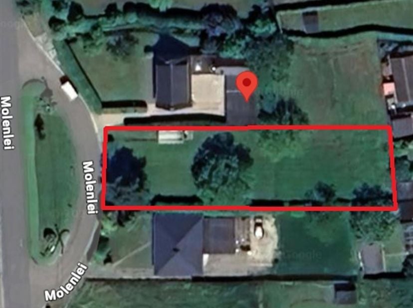 Rustig gelegen bouwgrond voor open bebouwing. De bouwgrond is 1044m² groot en is gelegen in een rustige straat te Berlaar, nagenoeg in het centrum en