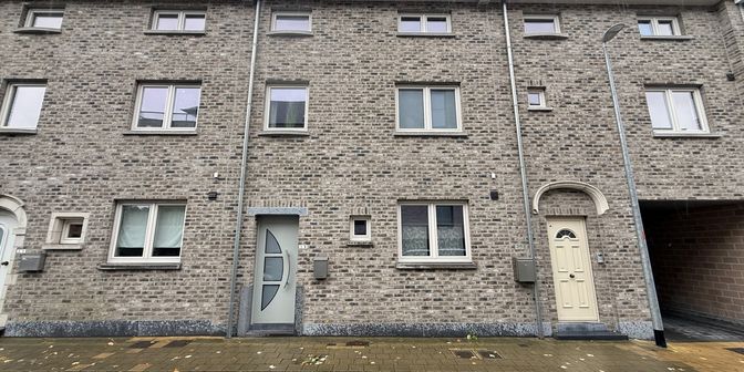 Huis te huur in Julius De Geyterstraat 3 bus B, 9340 Lede