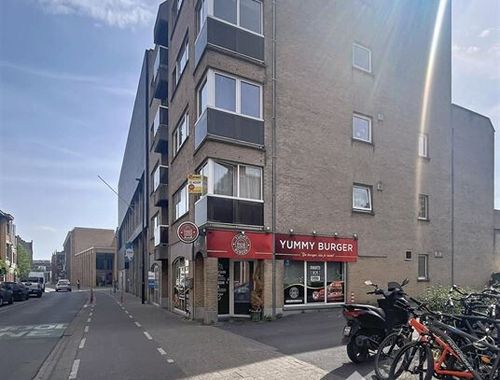                                        Appartement à vendre à Roeselare, € 135.000
